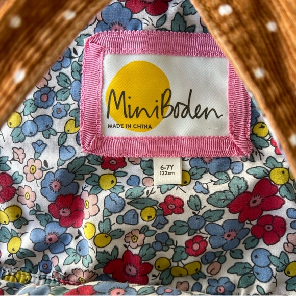 Mini Boden critter corduory hedgehog embroidered short overalls - Picture 4 of 8